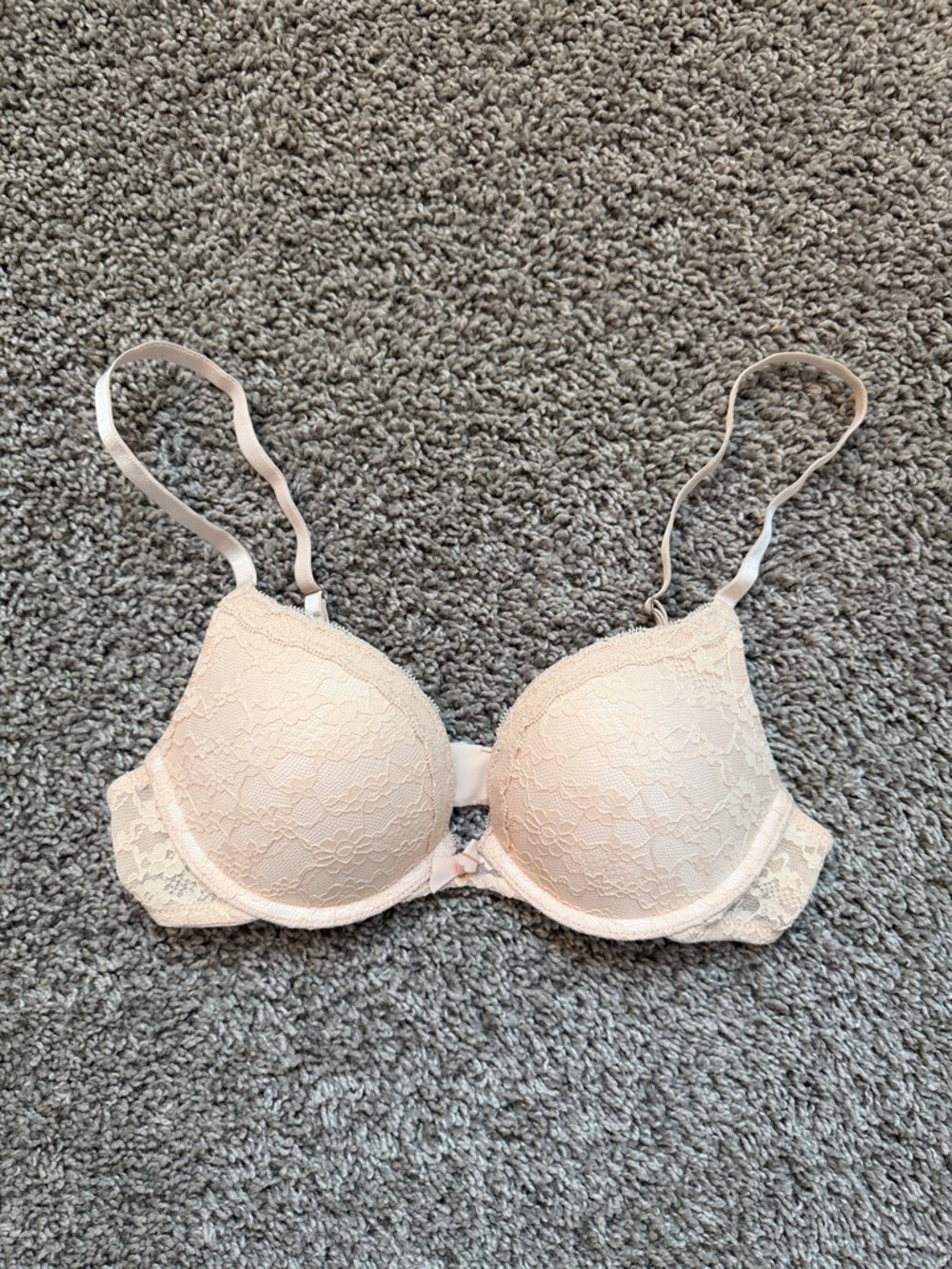 Aerie 32B Lace Push-Up Bra in Light Pink